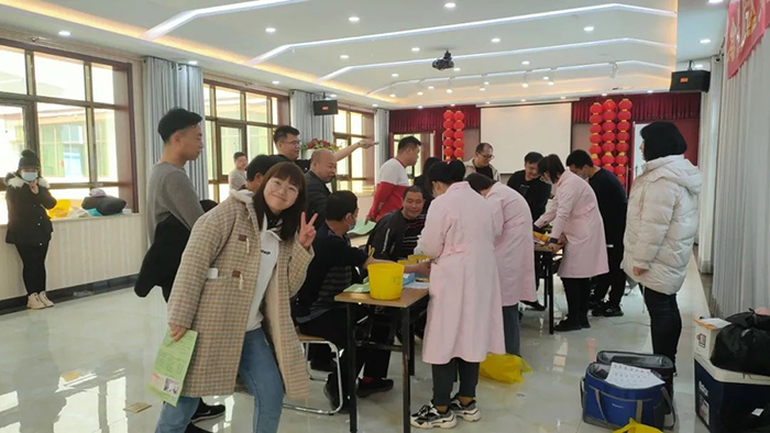 關(guān)愛(ài)女性健康，我們?cè)傩袆?dòng)